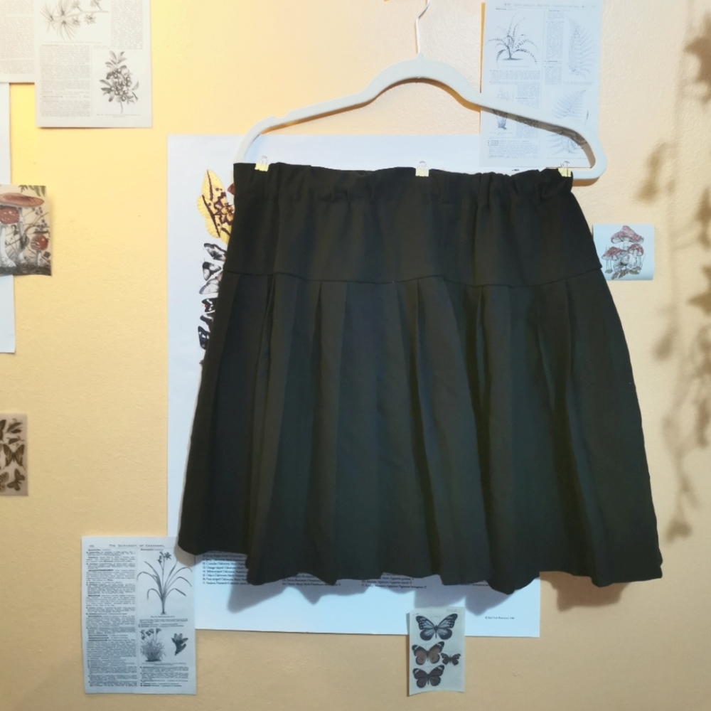 Black Pleated Skirt Long with Shorts